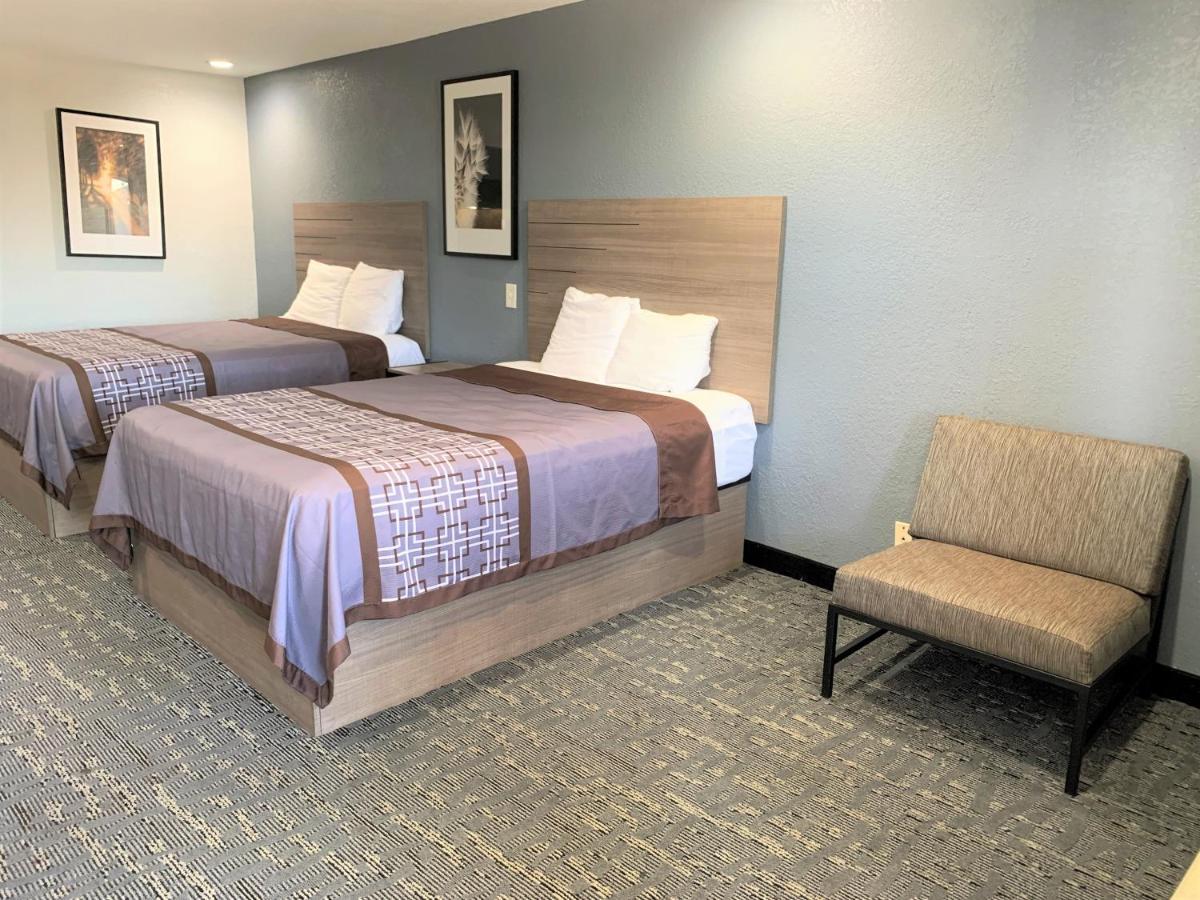 Sunrise Inn & Suites Channelview Bagian luar foto